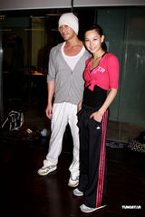 幻灯图：林峰为演唱会紧张排舞 与徐子珊大跳辣舞