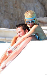 高清图：希尔顿疑受好友去世影响 欲年内结婚