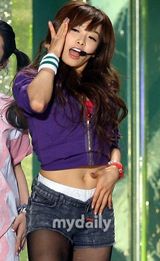 幻灯图集：09SBS电视台歌曲大典彩排现场 星光熠熠