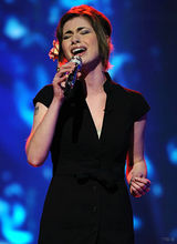 幻灯图：《美国偶像》女12进10淘汰赛 平淡的开局