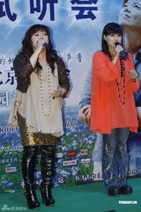 组图：南方二重唱内地将首开个唱小柯捧场