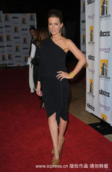 幻灯图集：好莱坞颁奖礼 克鲁格回眸一笑百媚生