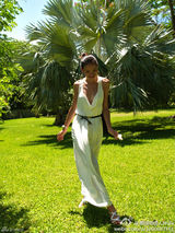 组图：美丽俏佳人linda与红磨坊继承人大婚