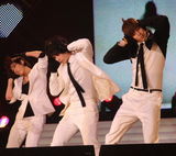 幻灯：韩流showcase群星演唱会上演 张娜拉献唱