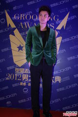 组图：贾乃亮当奶爸有难度 何洁谈释小龙超尴尬