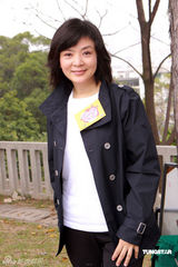 幻灯图：昔日玉女转型 陈玉莲首度挑战母亲角色