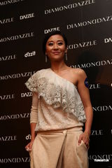 李冰冰镂空裙性感亮相 韩庚避谈锋芝婚变(组图)