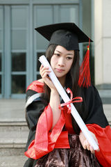 组图：芙蓉姐姐博士装玩清纯 誓不透露瘦身秘籍 