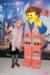 组图：邵音音强调演协无内讧 赞午马抗癌斗士