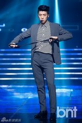 组图：Super Junior回归再夺冠 T-ara等女团性感大对决