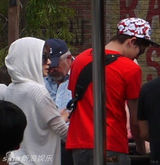 策划：韩团女神扎堆恋爱 宅男排队上天台