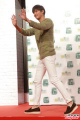 组图：李敏镐变暖男 称与金秀贤合作会擦出火花