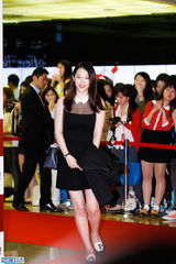 独家高清：金泰熙权相佑大咖齐捧场宋承宪新片