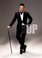 组图：郭涛曝多面写真 帅叔变身表情帝