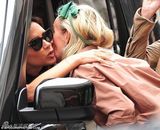 组图：贝嫂出街忙新店装修 爸爸当家小七变邋遢