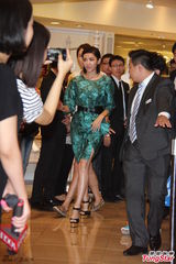 组图：郭雪芙撞脸郭采洁 尷尬解释因短发关系