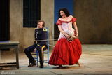 高清图：新版《卡门》亮相 让中国给世界一个惊喜