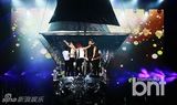组图：f(x)BEAST等参加DMZ世界和平演唱会