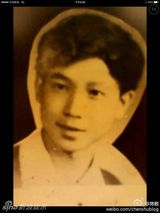 组图：明星奶爸齐过父亲节 陈坤携子卖萌抢镜