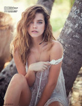 组图：超模芭芭拉湿身诱惑 沙滩少女宽衣解带