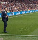 组图：慈善足球赛众星云集 X教授与鹰眼组队