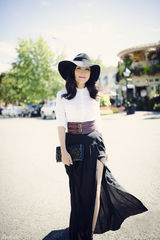 组图：马苏时尚大片曝光 潮范儿演绎园游会