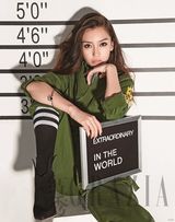 组图：Angelababy前卫潮酷范 甜美笑容玩百变