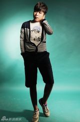 组图：《最美和声》苟乃鹏私照曝光揭成长史