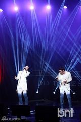 组图：FTTS新专回归秀 十五年不变兄弟情