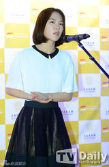 组图：权律韩艺璃任韩影像资料院宣传大使