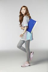 组图：少女时代Jessica(郑秀妍)被退团 出道八年成熟蜕变