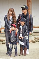 策划：情侣装Out！看明星亲子装激萌来袭