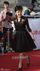 组图：百想红毯星光熠熠 双贤到场引尖叫