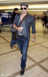 组图：《暮光》三星抵达洛杉矶 新片开拍在即