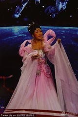 组图：2013央视春晚画册 宋祖英席琳合唱引关注