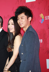 组图：国际电影季开幕 冯小刚徐帆张静初现身