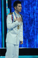 组图：《超演》角逐五强 李咏力挺新疆老乡