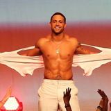 组图：猛男脱衣舞狂燥激情 嫩肉熟男任选