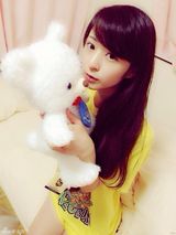 组图：双马尾萌妹杉野静香走红网络 身高154cm娇小可爱