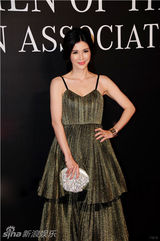 组图：郑恺黄觉林保怡阚清子助阵GQ红毯星光足