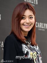 组图：BEG佳仁Clara等女星出席箱包品牌发布会