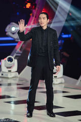 组图：和声韩红献导演处女秀 称PK黄绮珊会死