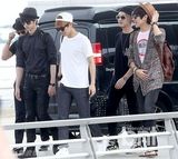 组图：MBLAQ现身机场 飞墨西哥举办单独演唱会