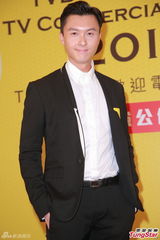 组图：马赛拒谈旧爱汪子琦 黄长兴努力赚奶粉钱