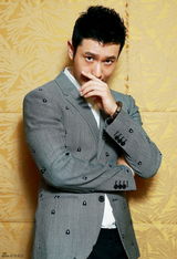 组图：黄晓明跟范冰冰太熟 吻戏不好下嘴