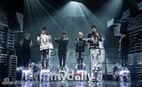 组图：《MCD》众星献唱 EXO11人献双曲舞台