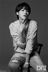 组图：韩星柳仁英时尚写真 尽展成熟知性魅力
