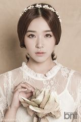 组图：《亿万继承人》阚清子韩国拍写真