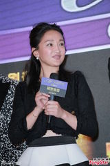 组图：周迅否认怀孕 叶璇称与霍建华为好友