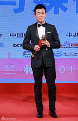 组图：百花奖黄晓明章子怡封帝后 赵薇获导演奖